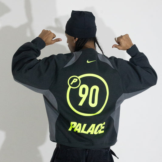 Crewneck Palace Skateboards x Nike - Total 90 ‘P90’ preto
